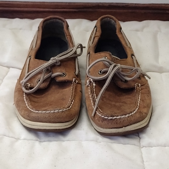 Classic brown leather sperry shoe size w8 - Picture 3 of 6